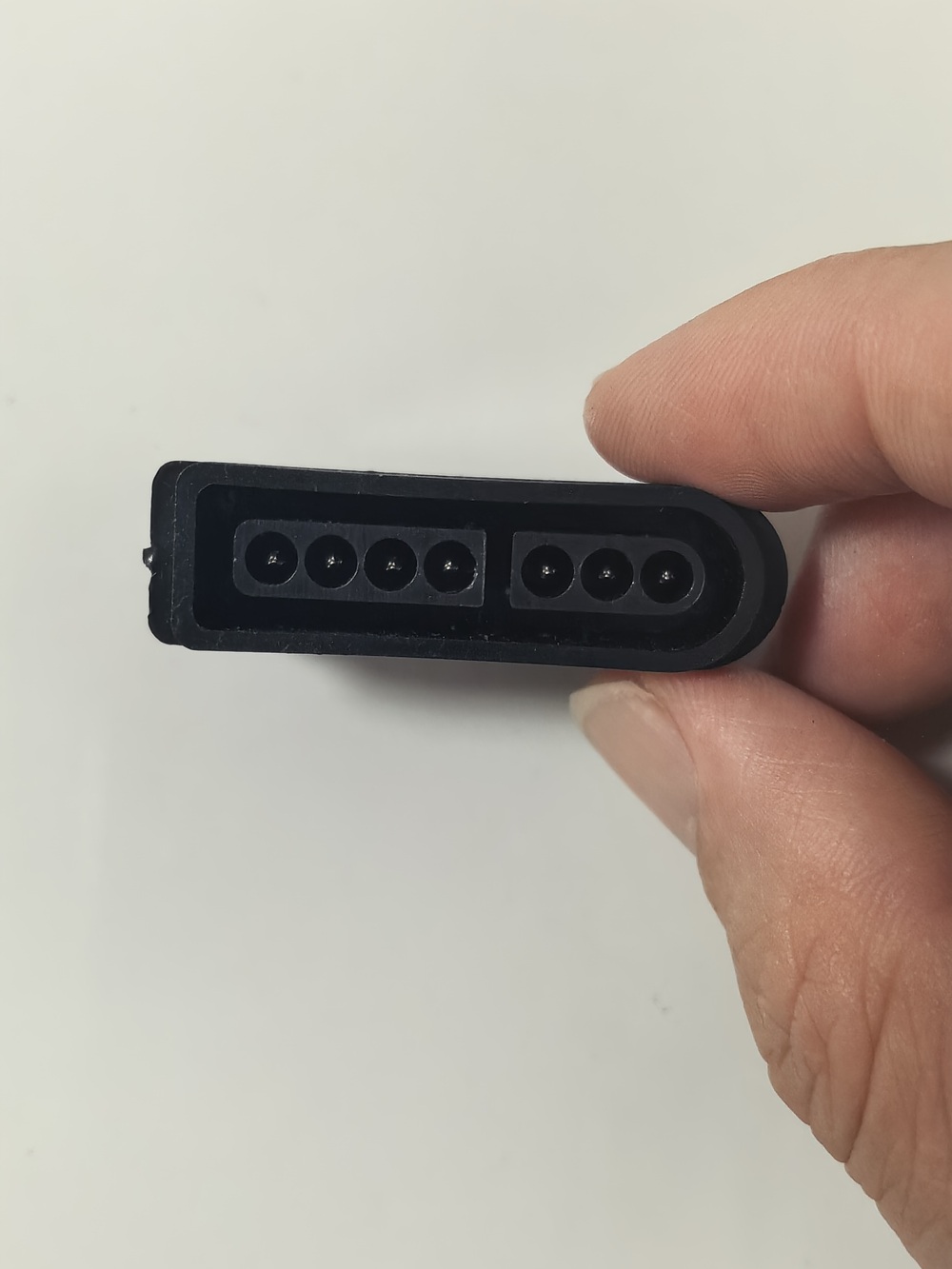 แจ็คเชื่อมต่อปลั๊กตัวเมียสีดำส - Shelly Plug บทวิจารณ์และราคา